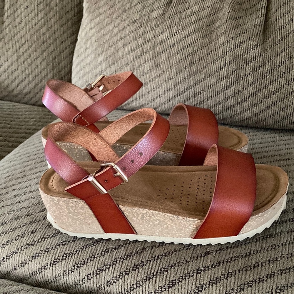 Little girl sandals